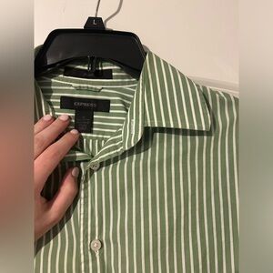 Men’s green express button down shirt size medium
